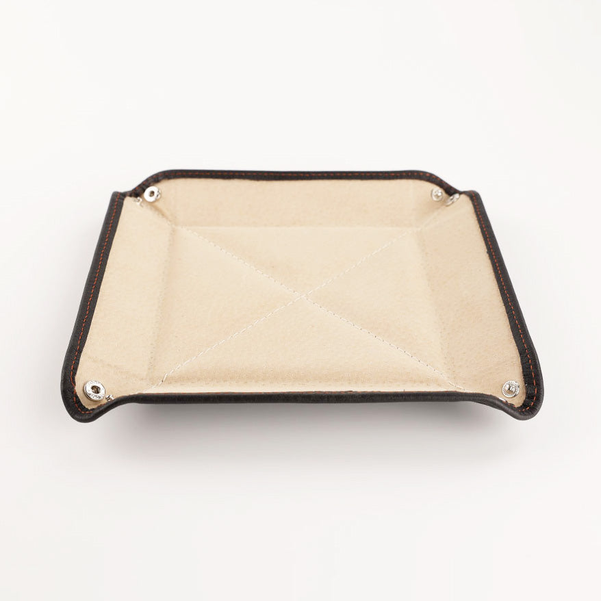 Leder Ablageschale Braun – Valet Tray Detailansicht von F. Hammann