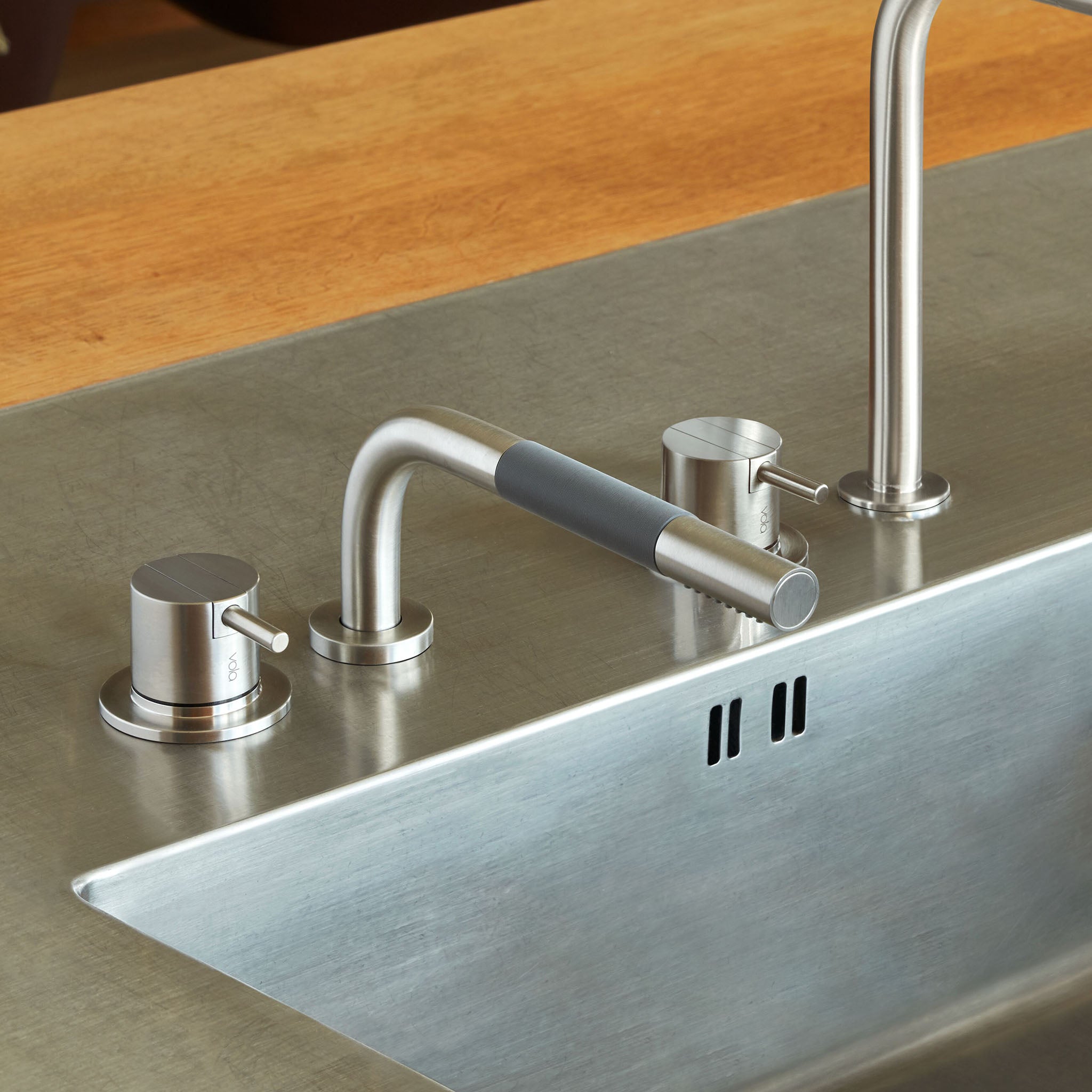 Vola Bogenhandbrause T1-S