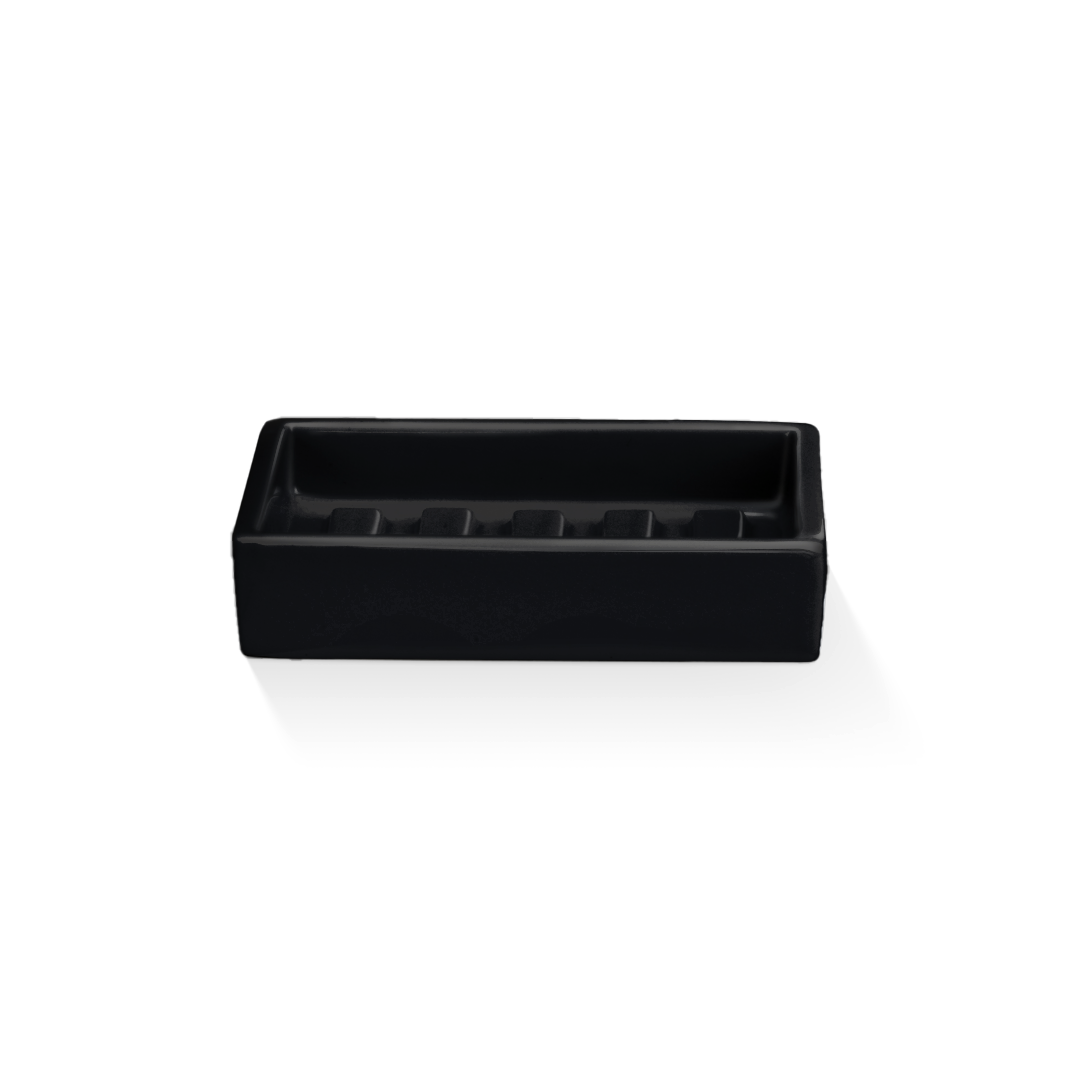 Schwarze Seifenschale DW615 von Decor Walther aus glänzendem Porzellan mit strukturierter Ablagefläche – elegantes Accessoire für moderne Badezimmer.
Artikelnummer: 0842260