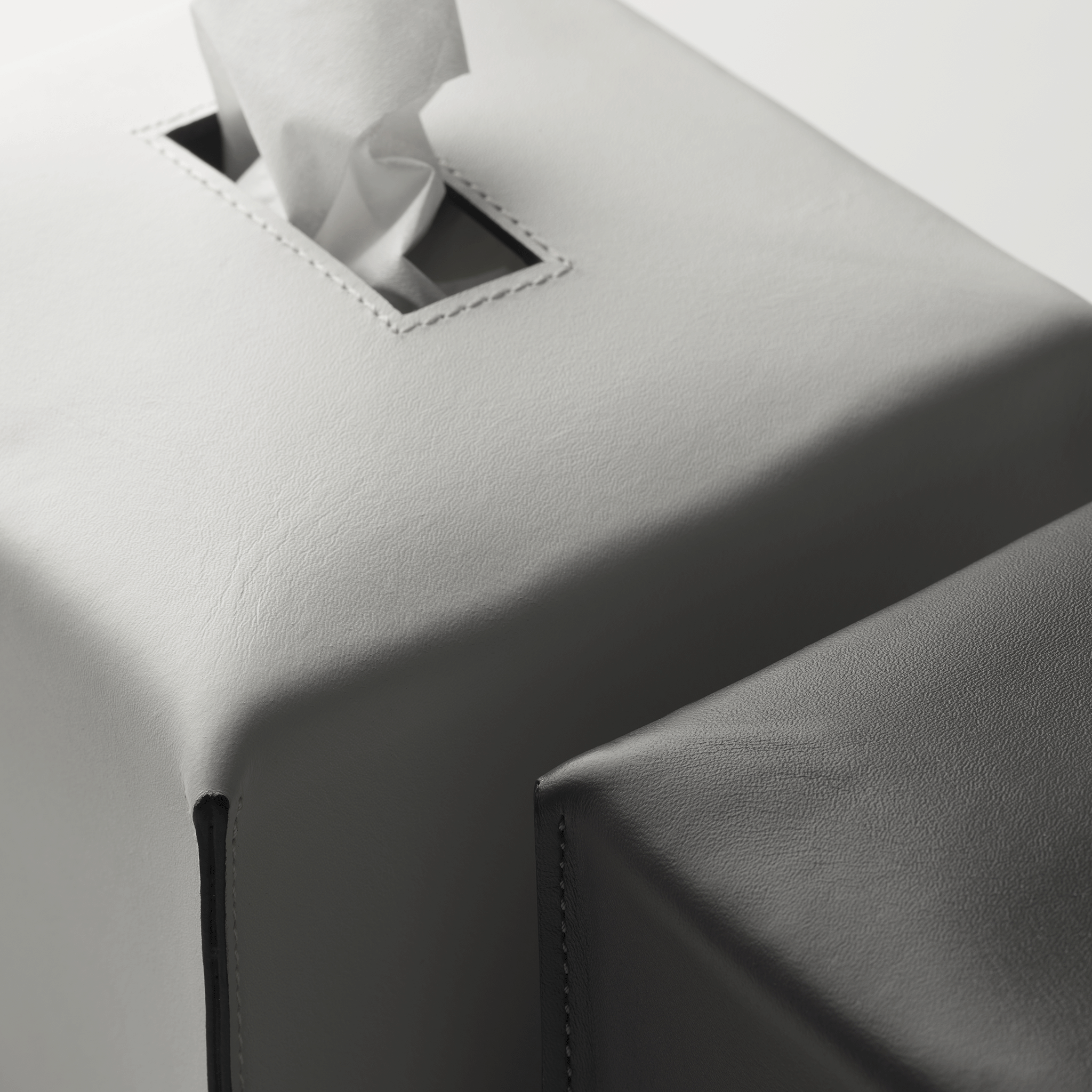 Handgefertigte Kosmetiktuchbox Decor-Walther Nappa KBQ in Detail aus echtem Nappaleder, quadratische Taschentuchbox mit feinen Ziernähten für Bad und Wohnbereich