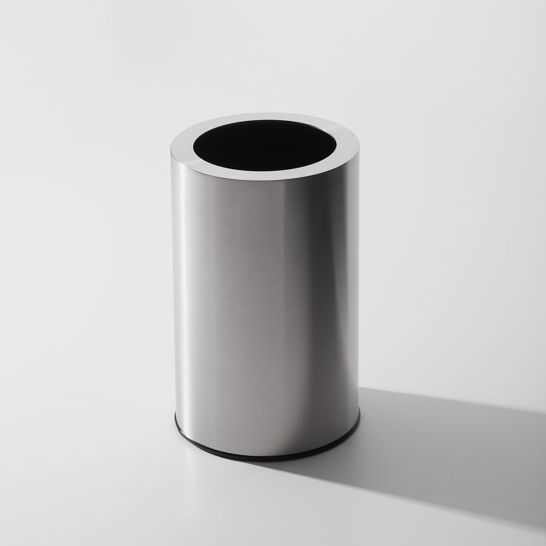 Decor Walther Rooms Badeimer in Edelstahl matt – offener Abfalleimer aus gebürstetem Stahl mit Innenbehälter, minimalistisches Design.