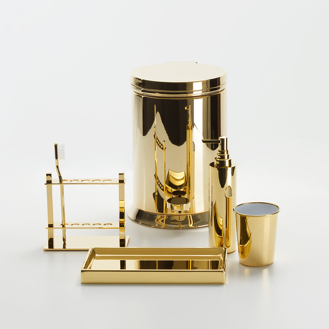 Luxurioeser Pedaleimer TE40 in 24 Karat Gold von Decor-Walther, eleganter Kosmetikeimer mit Softclose und Innenbehaelter fuer Badezimmer.