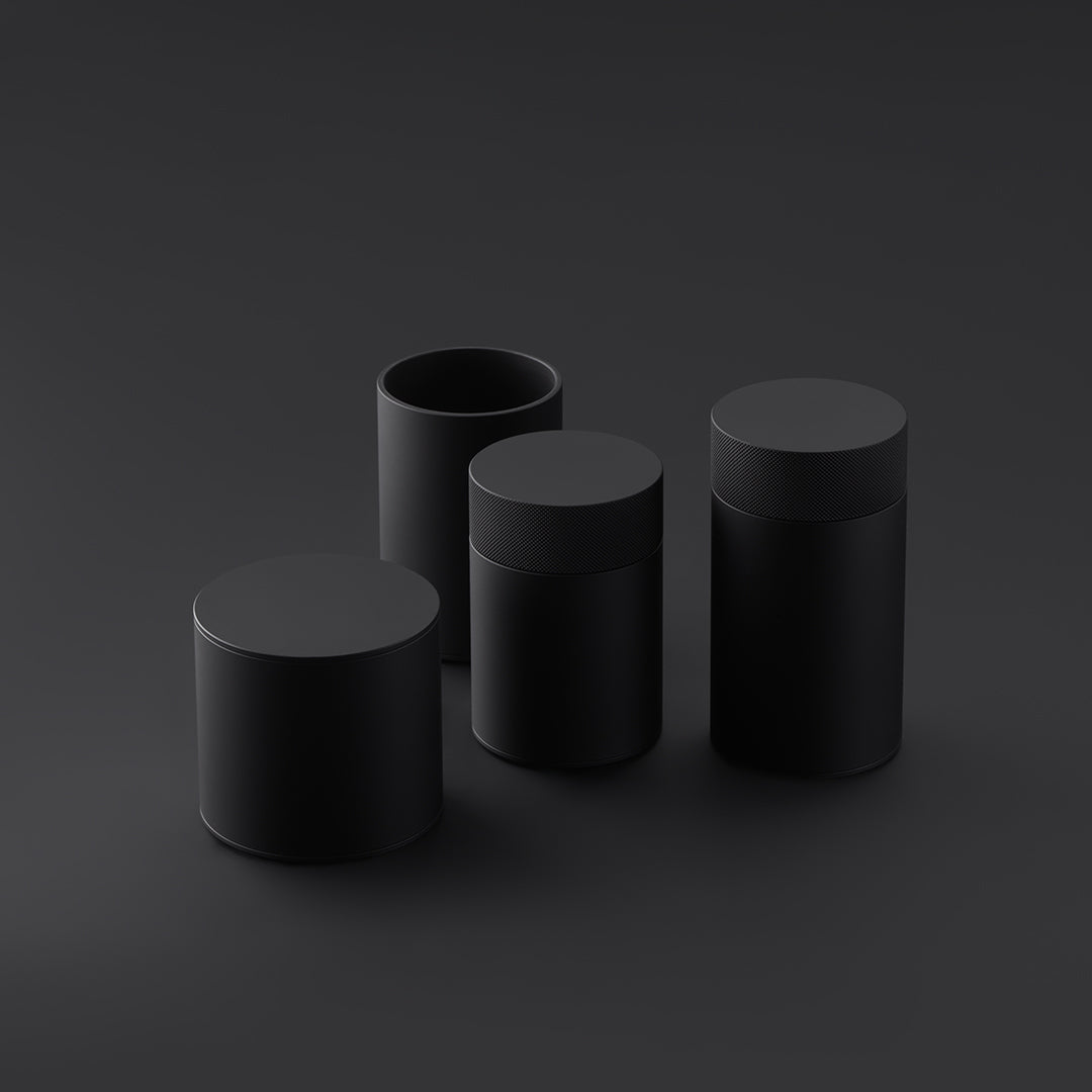 Modernes Schminkpinselbecher und Tampon-Behälter Set in Schwarz Matt von Decor Walther, verbindet Ästhetik mit Praktikabilität für ein hochwertiges Badezimmererlebnis, elegant und diskret.