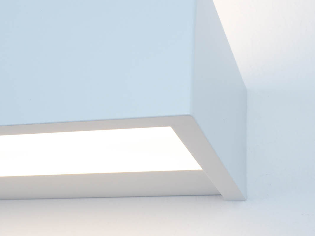 Entdecken Sie bei dasfeinebad die Decor Walther Box 15 in weiß matt als ideale Lösung für Beleuchtung im Bad – exzellente Qualität und Design für Ihr Badezimmer.