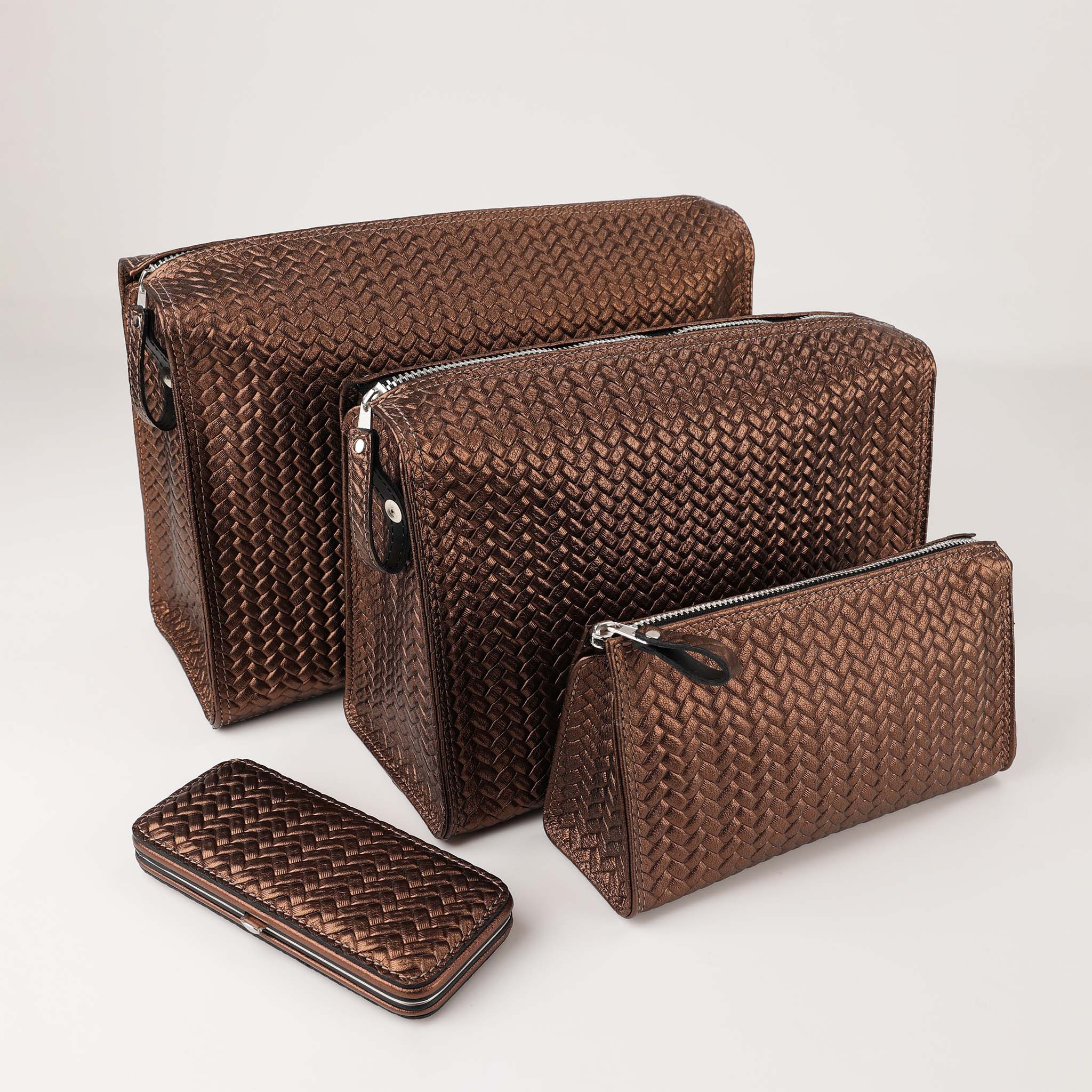 Luxuriöse Make-up Tasche aus Leder mit Bronze Flechtmuster, handgefertigt
