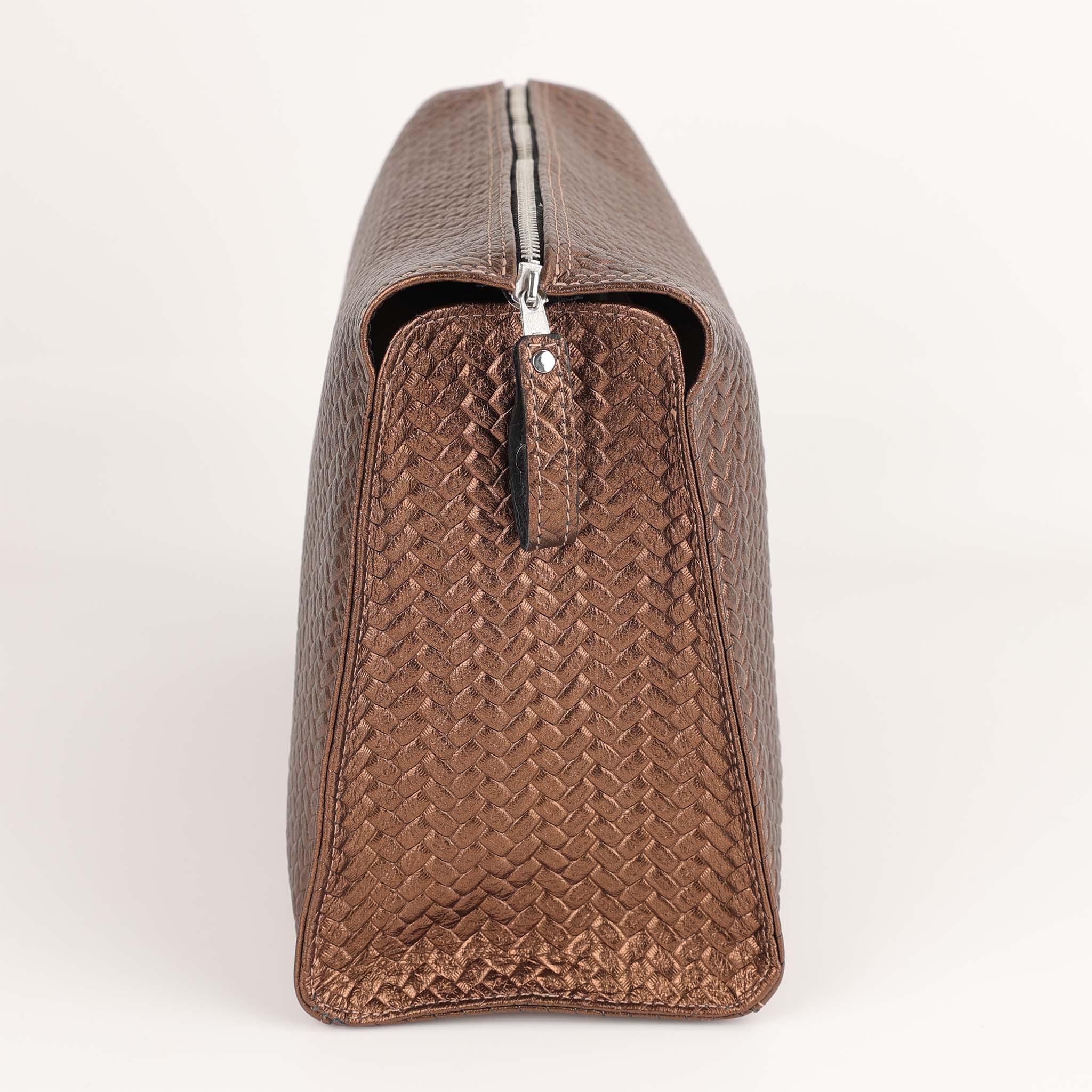 Luxuriöse Leder Waschtasche mit Bronze Flechtmuster und herausnehmbarer Innentasche