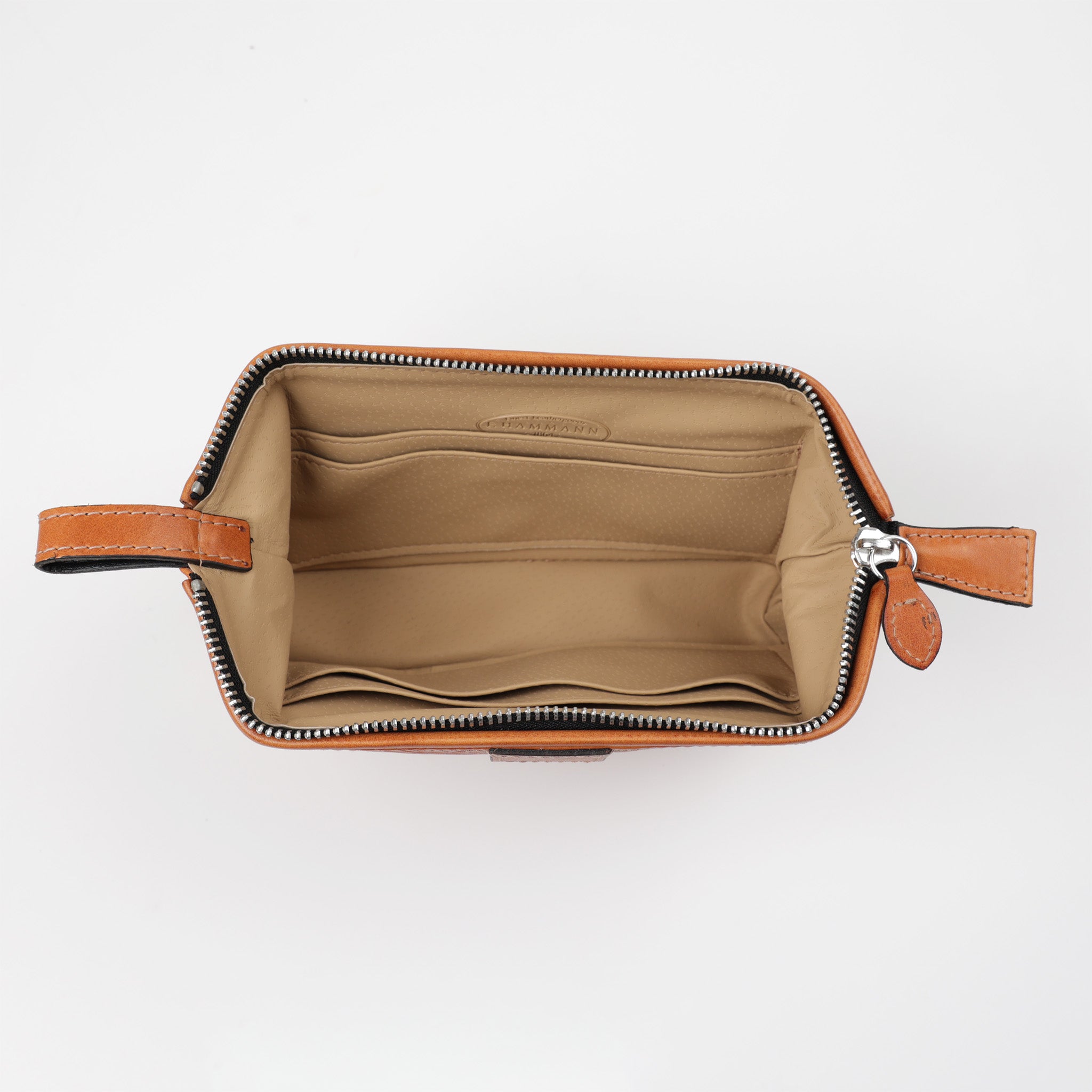 Handgefertigte Leder Make-up Tasche in Coxorange mit Metallbügel aus der Mousetrap Kollektion
