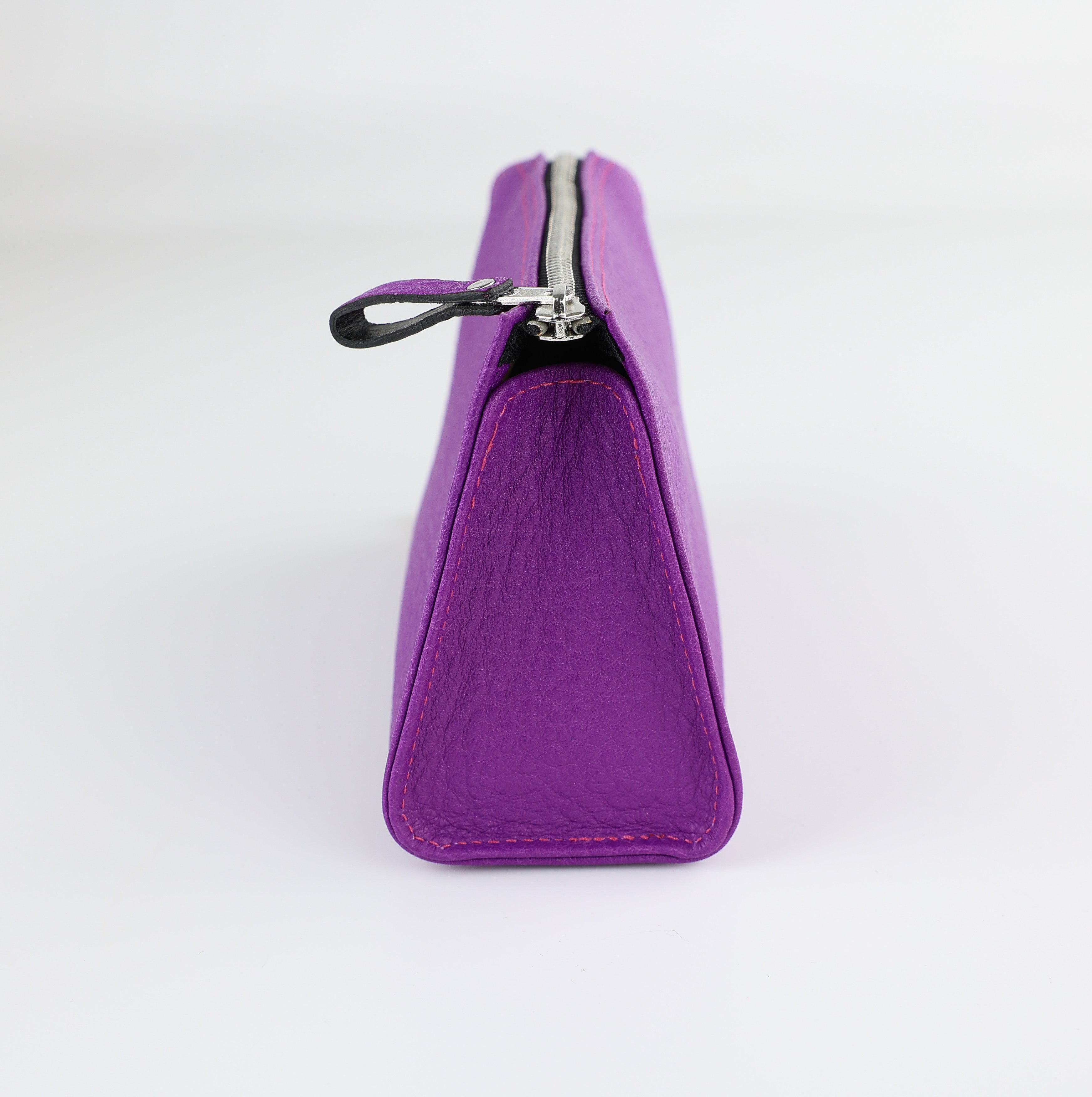 Feminine Make-up Tasche aus Chervo Leder in Orchidee aus der Triangle Kollektion