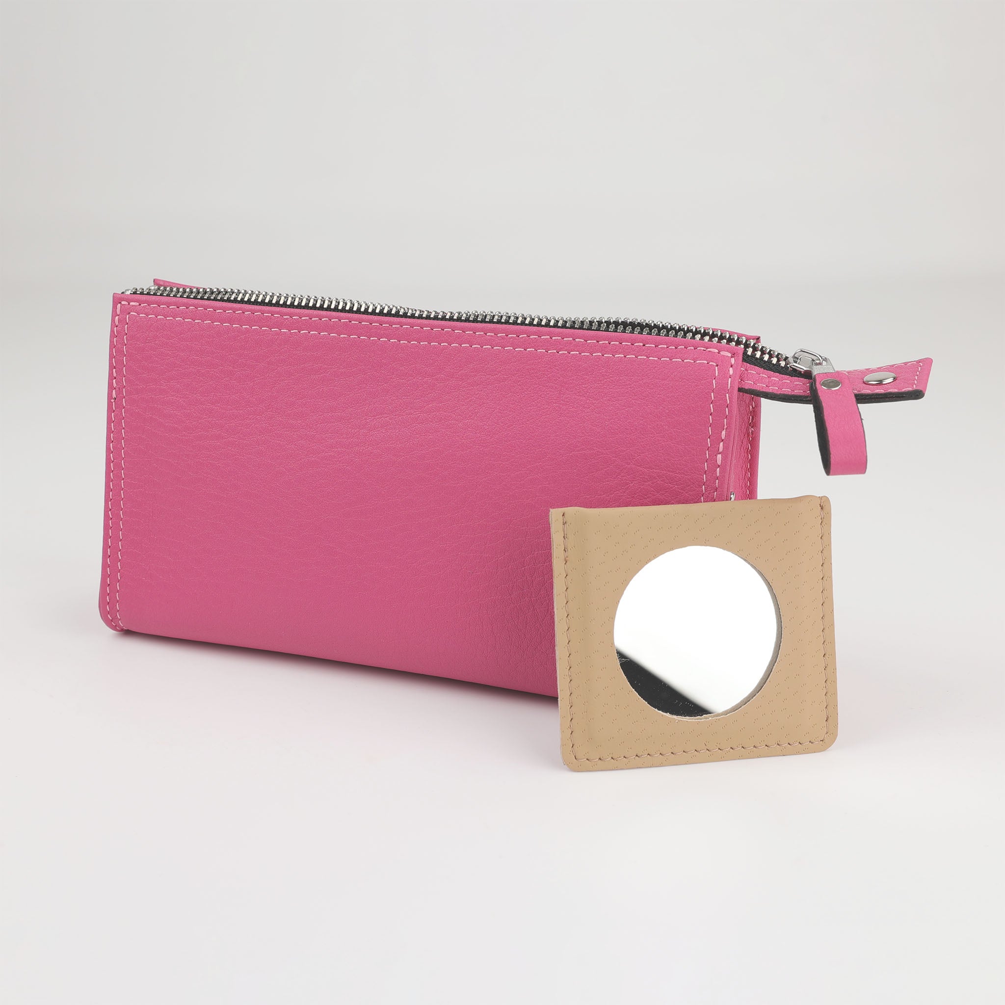 Auffällige Beauty Tasche aus Chervo Leder in Pink aus der Triangle Kollektion