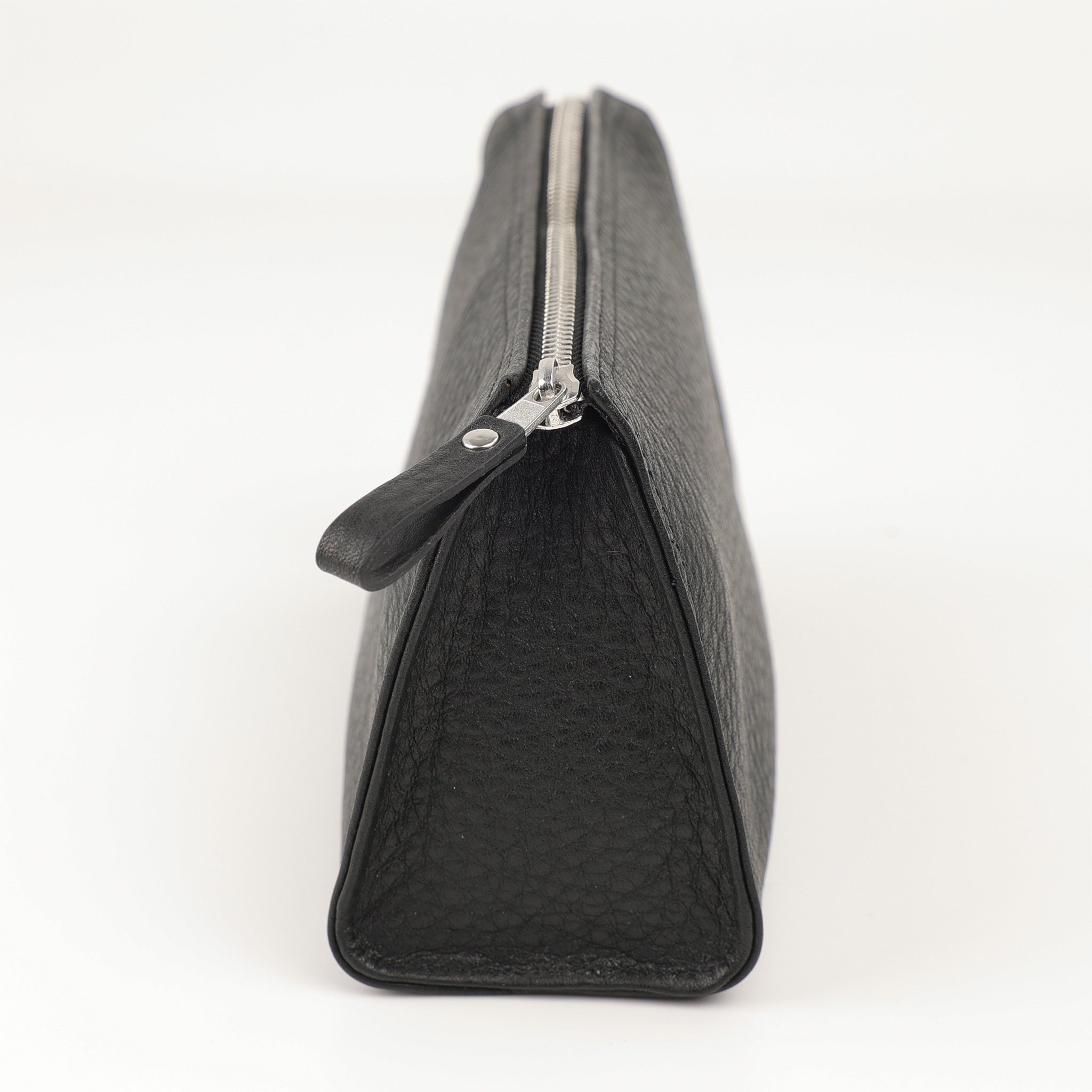Klassische Make-up Tasche aus schwarzem Chervo Leder, handgefertigt seit 1864